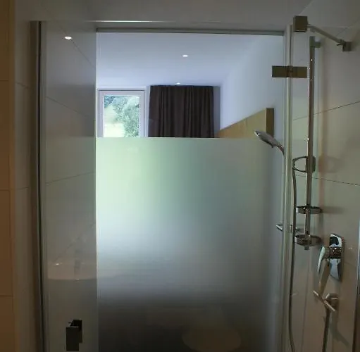 Laudinella - * ゼー